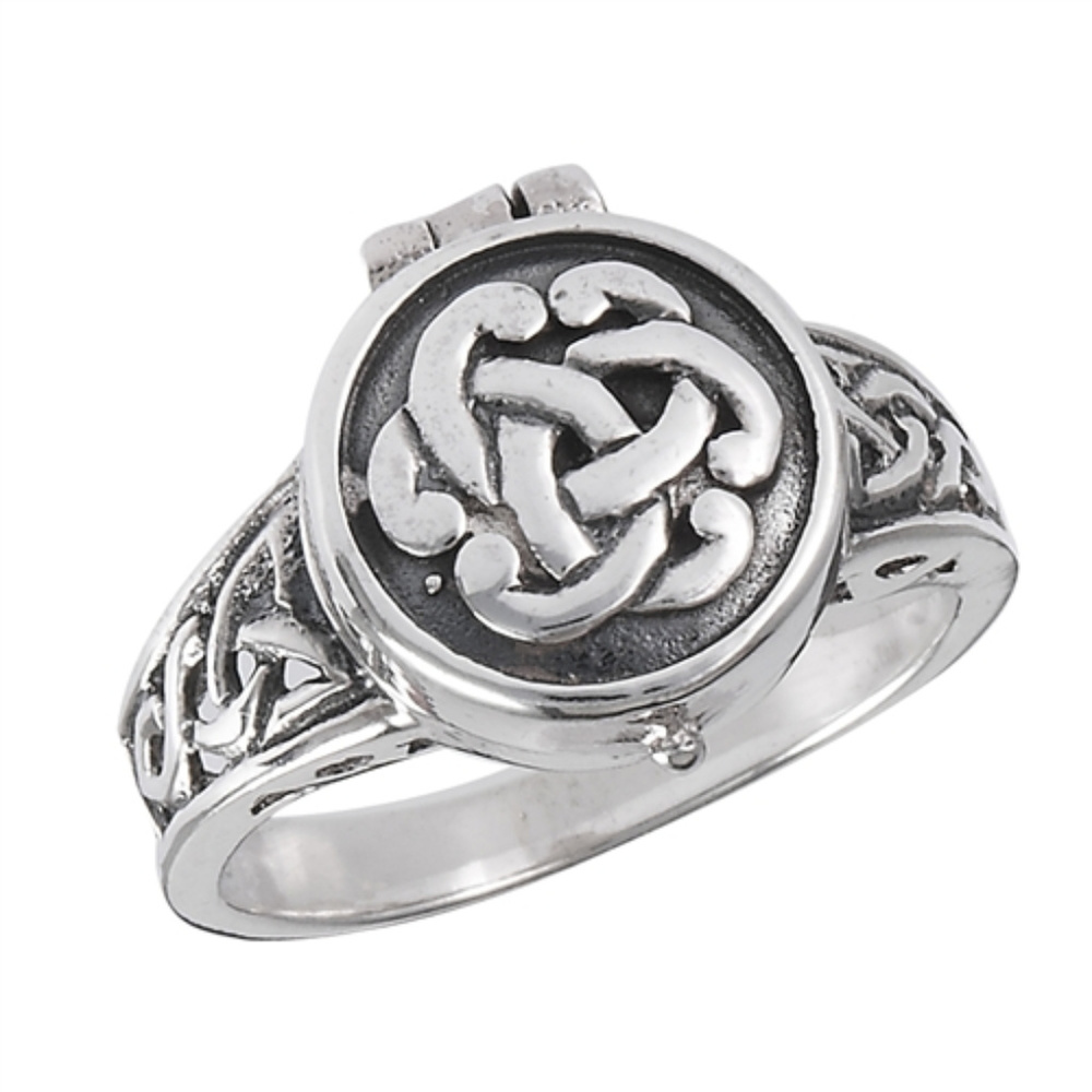 NWT- Sterling Silver Celtic Poison Ring